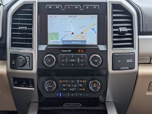 Used 2020 Ford F350 Lariat w/ Lariat Value Package AWD/4WD image 18