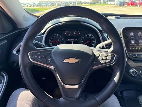 Used 2024 Chevrolet Malibu RS FWD image 24