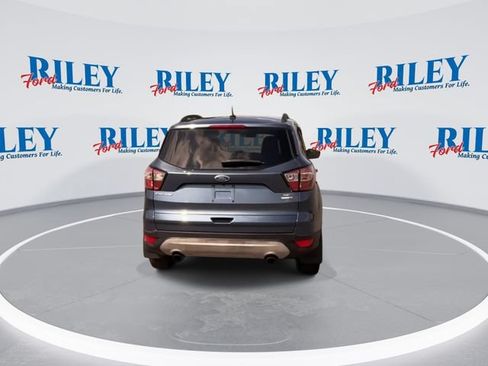 Used 2018 Ford Escape SE AWD/4WD image 8