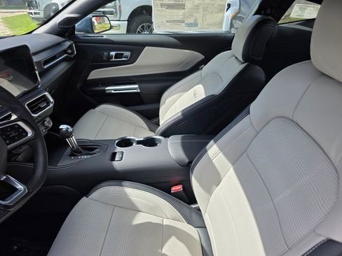 New 2025 Ford Mustang Premium image 9