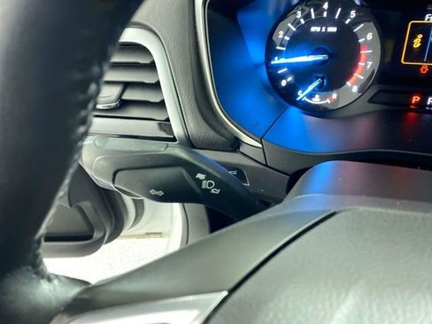 Used 2016 Ford Fusion SE w/ Equipment Group 201A image 15