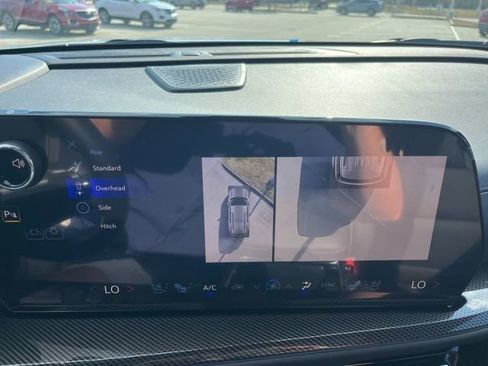 New 2026 Chevrolet Traverse High Country w/ LPO, Floor Liner Package image 32