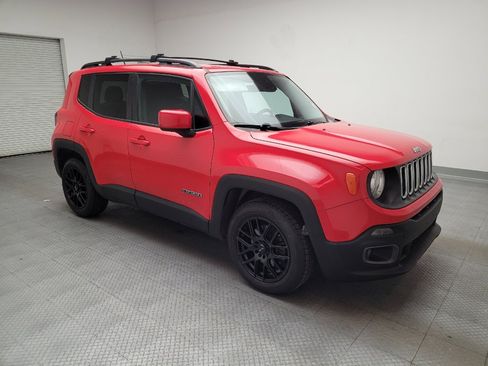 Used 2016 Jeep Renegade Latitude image 11