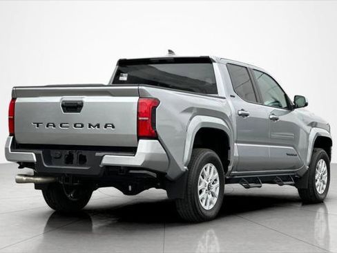Used 2024 Toyota Tacoma SR5 RWD image 5