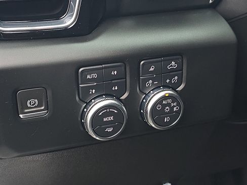 Certified 2024 GMC Sierra 1500 Denali w/ Technology Package image 26