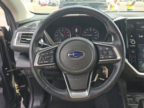 Used 2023 Subaru Ascent Premium AWD/4WD image 9