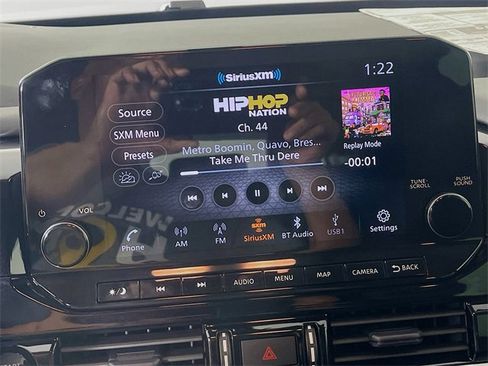 New 2025 Nissan Pathfinder Platinum image 9