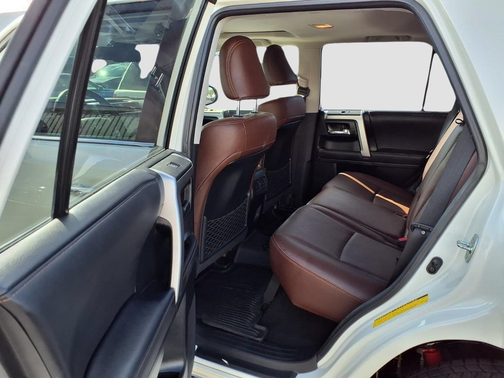 Used 2023 Toyota 4Runner Limited AWD/4WD image 29