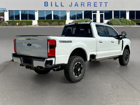 New 2026 Ford F250 Lariat w/ Tremor Off-Road Package AWD/4WD image 4