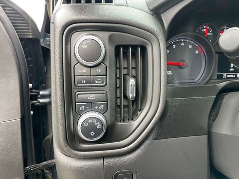 Used 2020 GMC Sierra 1500 4x4 Regular Cab w/ Sierra Value Package image 12