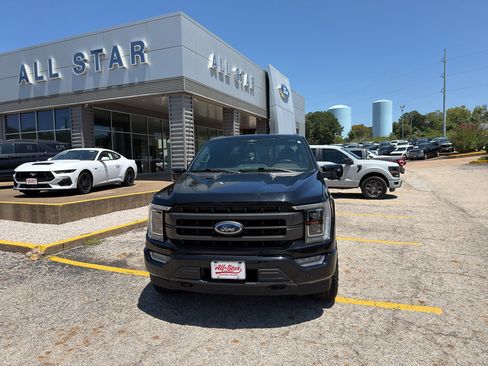 Used 2023 Ford F150 Lariat w/ Equipment Group 502A High AWD/4WD image 3