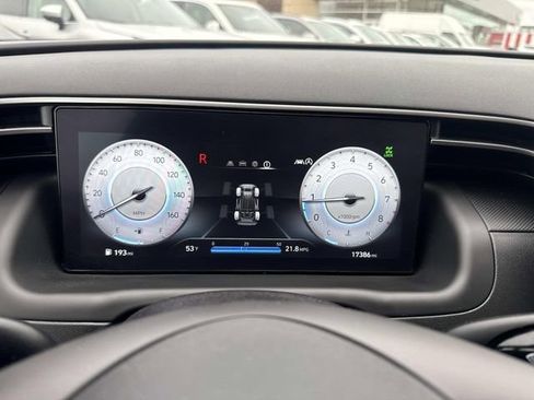 Certified 2024 Hyundai Tucson SE image 34