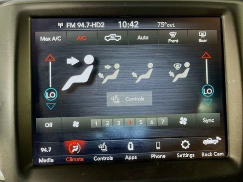 Used 2019 RAM 1500 Warlock AWD/4WD image 22