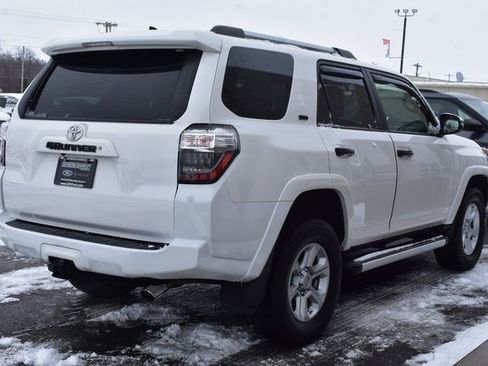 Used 2019 Toyota 4Runner SR5 Premium image 6