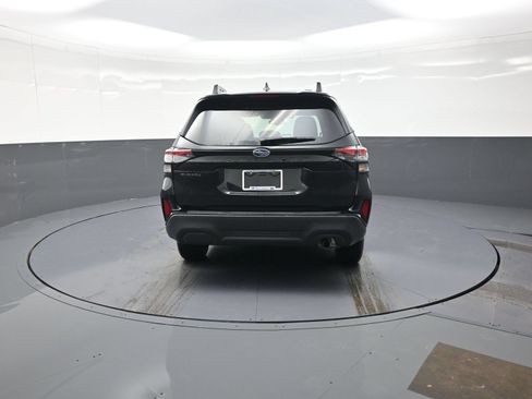 Used 2026 Subaru Forester Premium AWD/4WD image 4