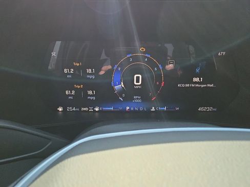 Certified 2024 Chevrolet Colorado Z71 w/ Advanced Trailering Package AWD/4WD image 10