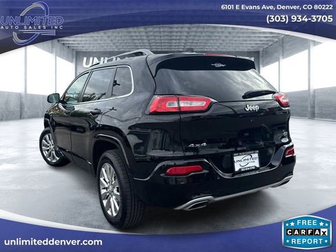 Used 2018 Jeep Cherokee Overland image 5