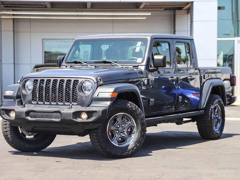 Used 2020 Jeep Gladiator Sport w/ Auxiliary Switch Group AWD/4WD image 1