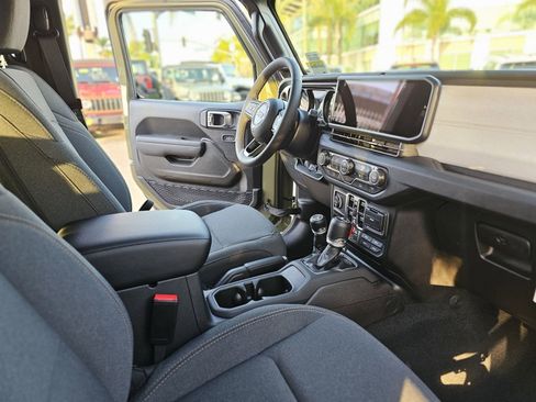 New 2026 Jeep Wrangler Willys AWD/4WD image 24