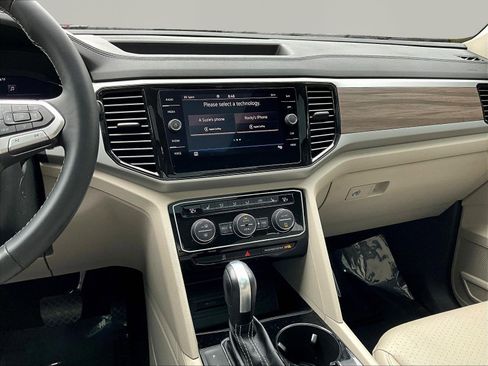 Used 2021 Volkswagen Atlas SEL AWD/4WD image 9