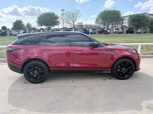 Used 2022 Land Rover Range Rover Velar R-Dynamic S image 3