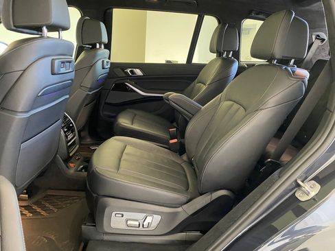 Used 2020 BMW X7 M50i w/ Executive Package image 13