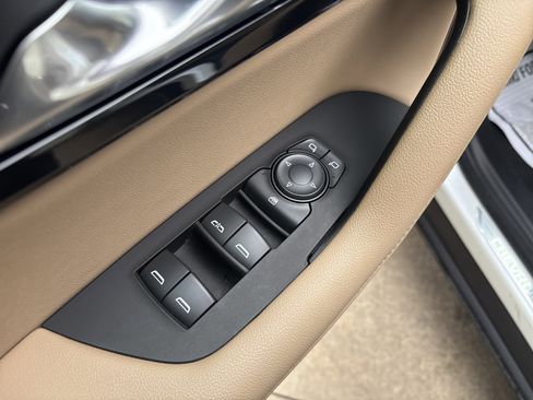 Used 2022 Chevrolet Blazer Premier w/ Enhanced Convenience Package image 14