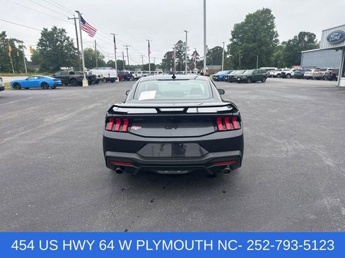 Used 2024 Ford Mustang GT Premium w/ GT Performance Package RWD image 4