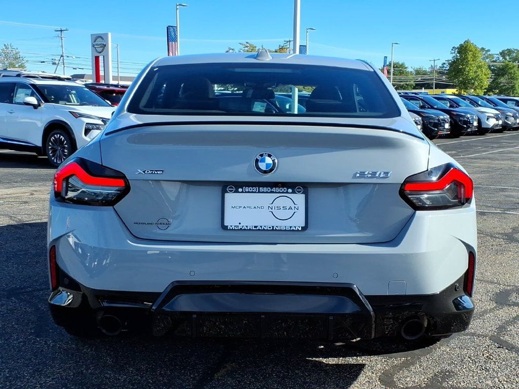 Used 2023 BMW 230i xDrive Coupe w/ Premium Package AWD/4WD image 4