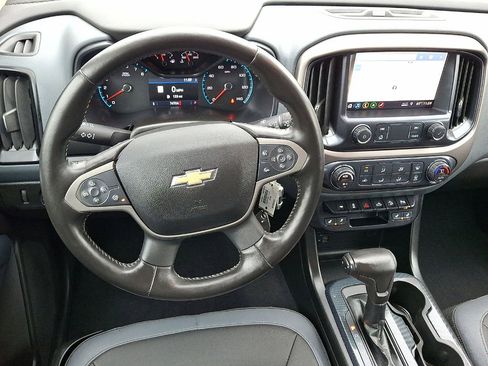 Used 2019 Chevrolet Colorado Z71 AWD/4WD image 21