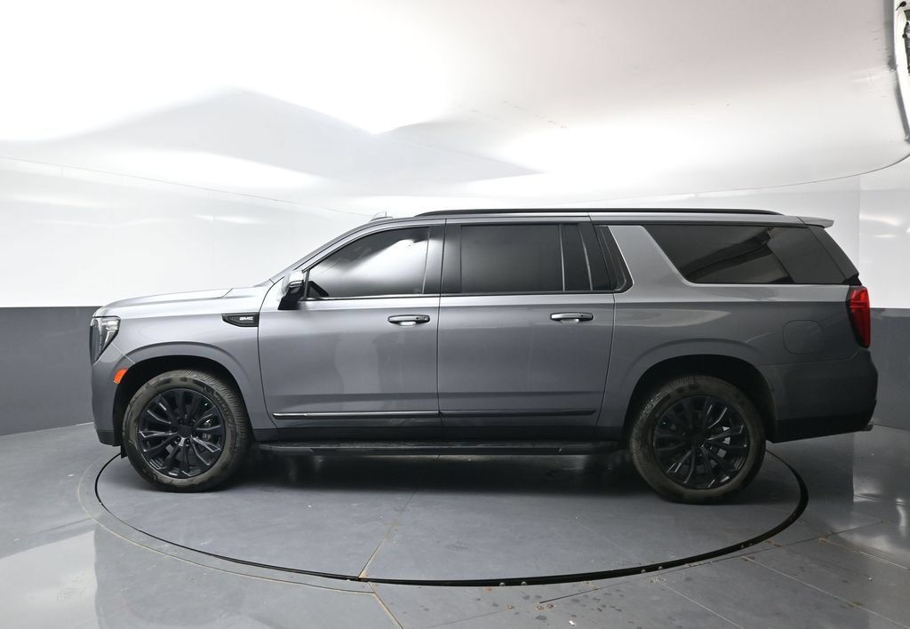 Used 2021 GMC Yukon XL Denali AWD/4WD image 11