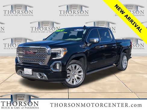 Used 2022 GMC Sierra 1500 Denali w/ Denali Premium Package image 1