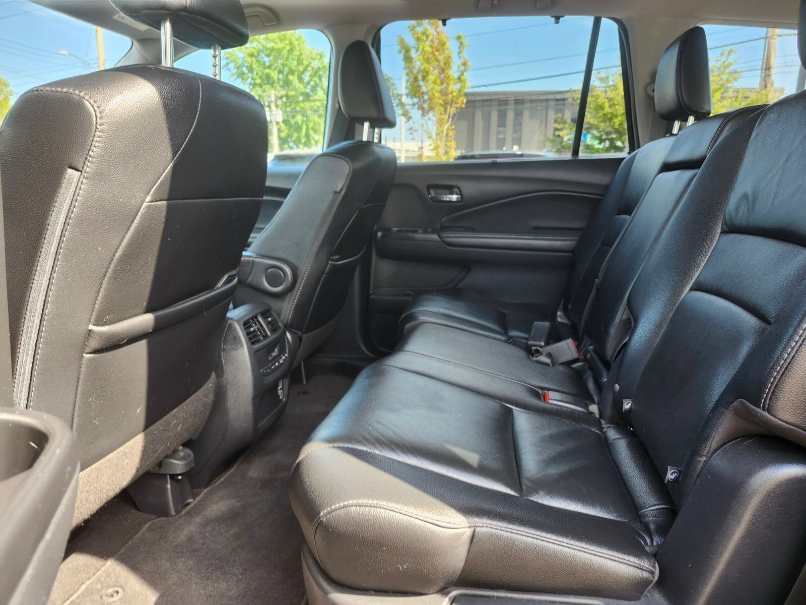 Used 2022 Honda Pilot Special Edition image 15