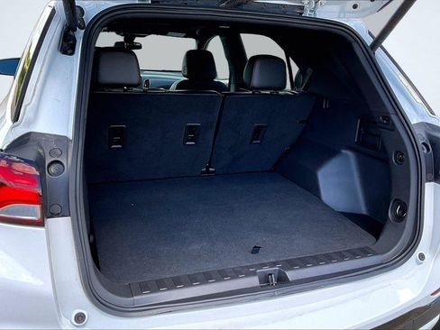 Used 2024 Chevrolet Equinox RS FWD image 5