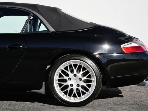 Used 2000 Porsche 911 Cabriolet image 70