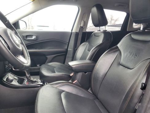 Used 2019 Jeep Compass Limited AWD/4WD image 14