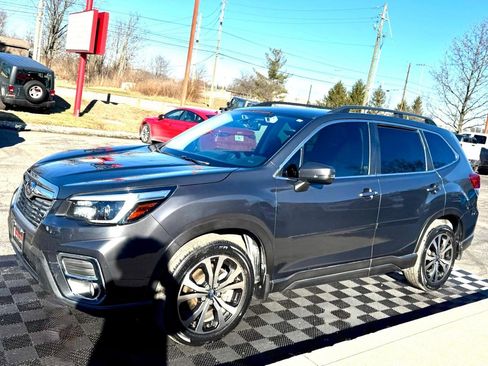 Used 2021 Subaru Forester Limited image 7