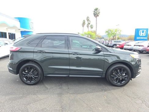 Used 2023 Ford Edge SE w/ Black Appearance Package image 11