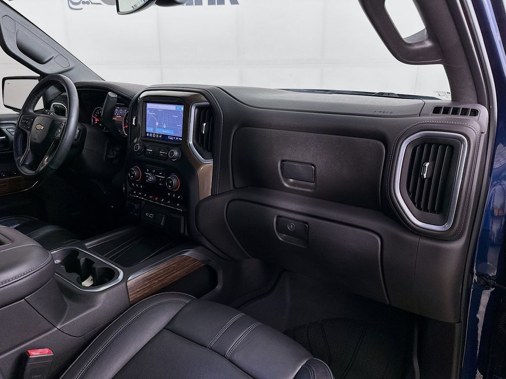 Used 2021 Chevrolet Silverado 1500 High Country RWD image 37