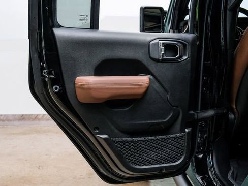 Used 2025 Jeep Gladiator Rubicon w/ Safety Group image 88