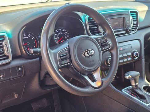 Used 2019 Kia Sportage LX image 20