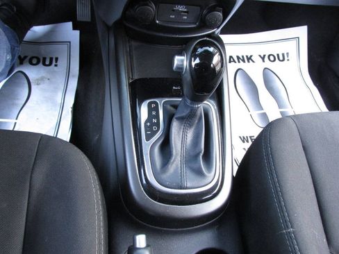 Used 2013 Kia Soul + w/ Audio Pkg FWD image 28