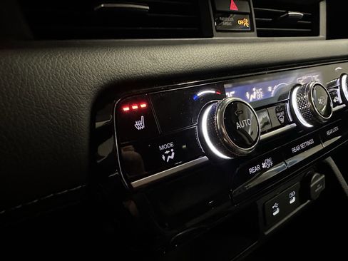 New 2026 Honda Pilot Touring image 15