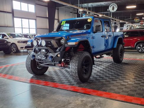 Used 2021 Jeep Gladiator Rubicon AWD/4WD image 3