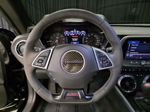 Used 2022 Chevrolet Camaro SS RWD image 21