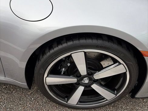 Certified 2025 Porsche 911 Carrera S RWD image 15