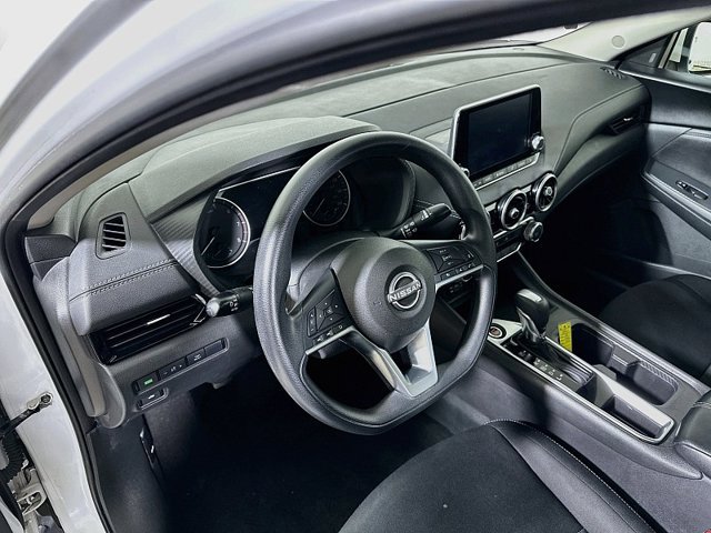 Used 2024 Nissan Sentra SV FWD image 9