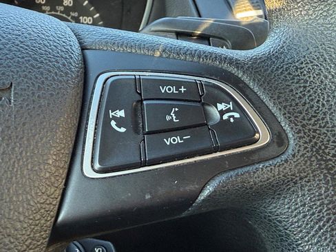 Used 2016 Ford Focus SE w/ Reverse Sensing Package image 14