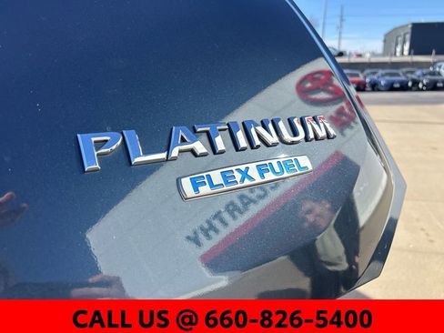 Used 2015 Nissan Armada Platinum w/ 2nd Row Captain Seat Package image 12