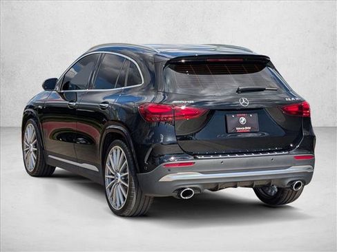 Used 2024 Mercedes-Benz GLA 35 AMG 4MATIC image 8